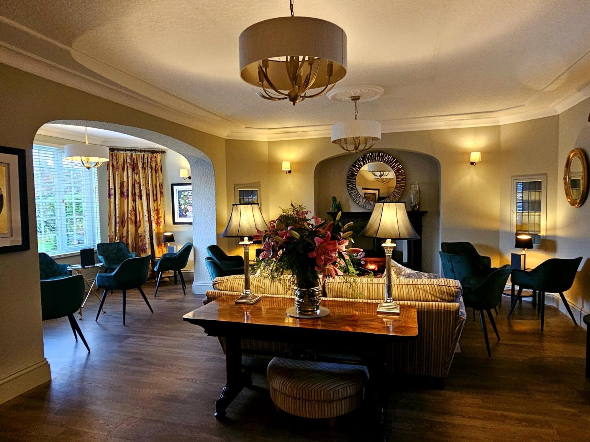 Burlington Berties Hotel Шерингам Екстериор снимка