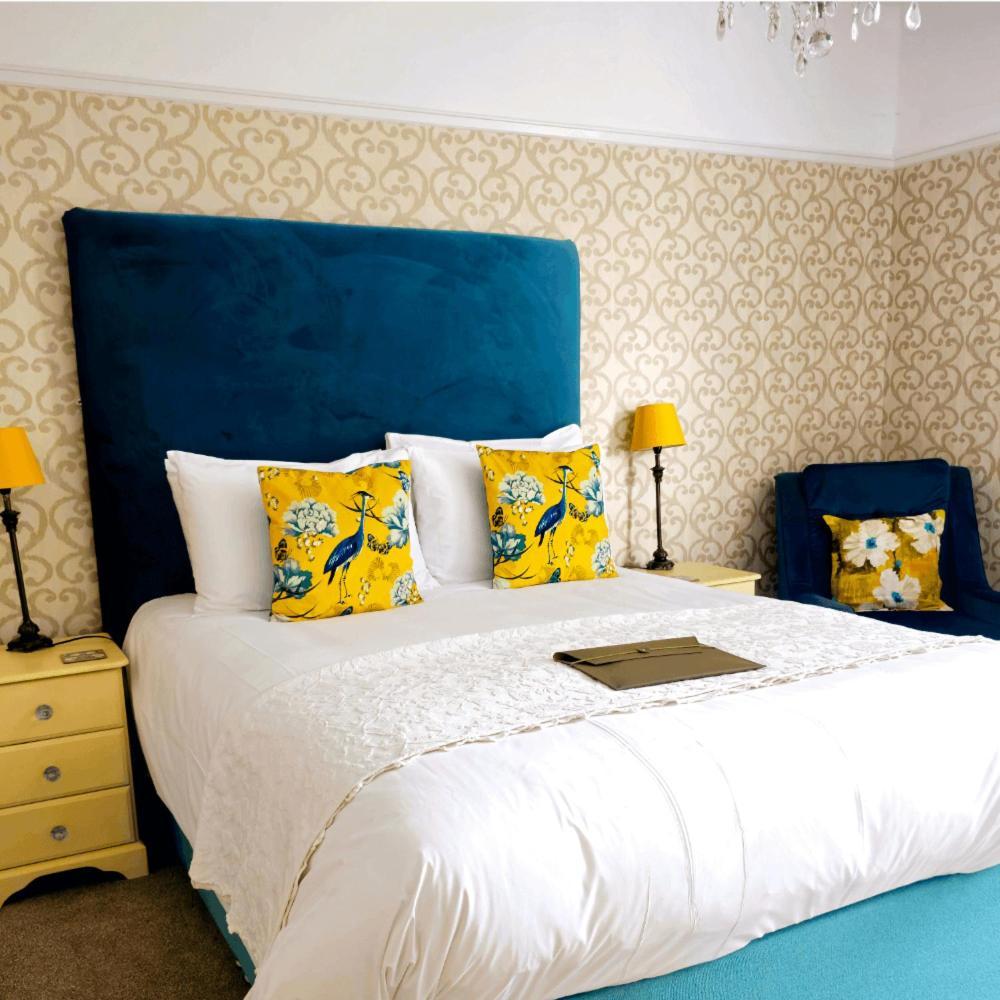 Burlington Berties Hotel Шерингам Стая снимка