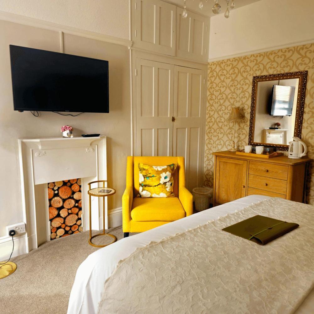 Burlington Berties Hotel Шерингам Стая снимка